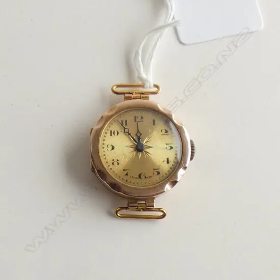 C1920 LADIES 9CT GOLD CASED WRIST WATCH 12.6GM