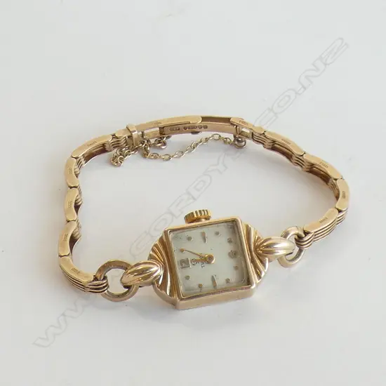 VINTAGE 9CT GOLD CASE & BRACELET LADIES TUDOR WRISTWATCH  