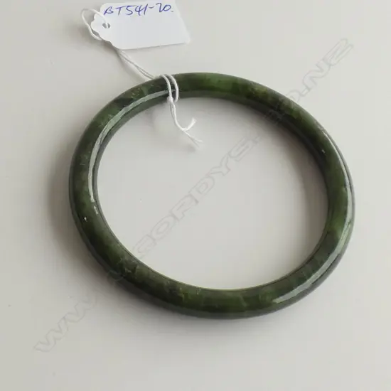 POUNAMU / NEPHRITE SLAVE BANGLE DIA.98mm