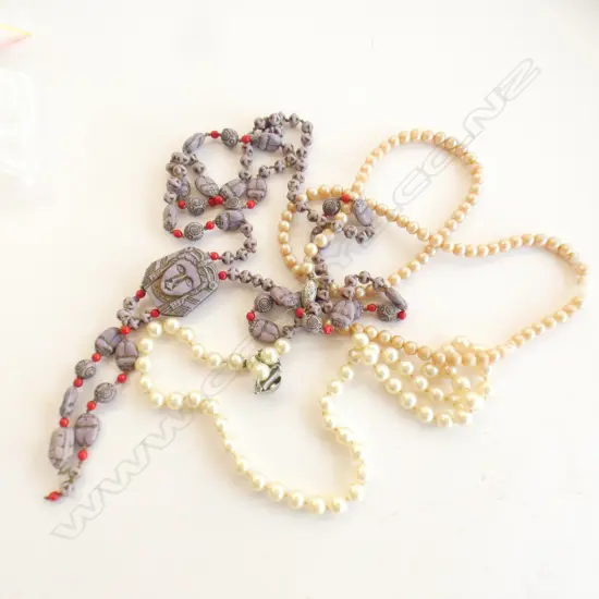 VINTAGE ART DECO STYLE BEAD NECKLACE AND COSTUME PEARL NECKLACES