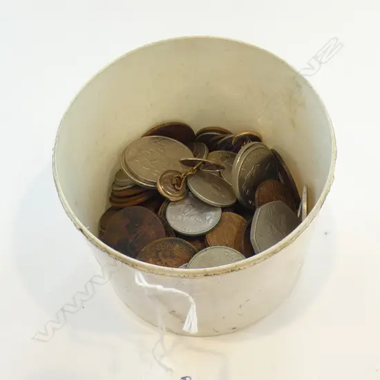 ASST. COINS + PR MOP & GILT CUFFLINKS