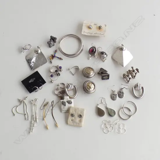BAG OF ASSORTED SILVER EARRINGS