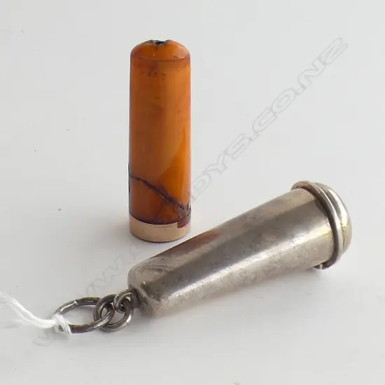 CHESTER 1909 SILVER CIG HOLDER CASE