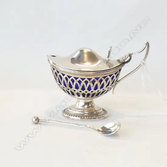 SILVER MUSTARD POT WITH LINER AND SPOON BIRMINGHAM 1897