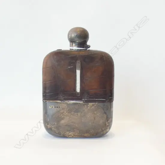 STG SILVER & LEATHER HIP FLASK 136 GRAMS SILVER....