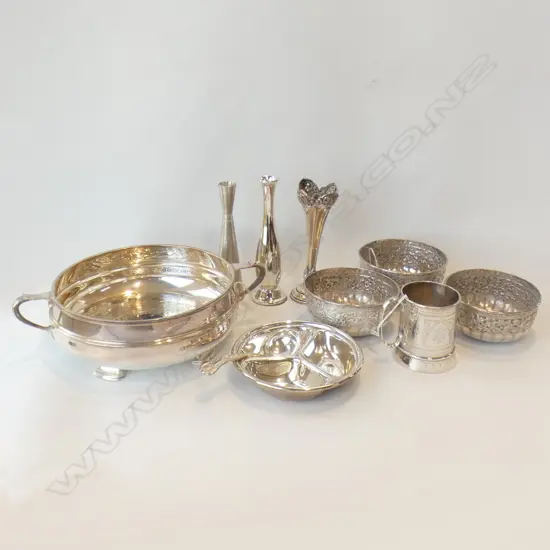 ASSORTED SILVER AND SILVER PLATE DISHES/VASES/BOWLS ETC