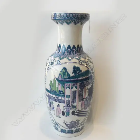 BLUE & WHITE CHINESE FLOOR VASE, H.630mm