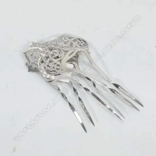 3 VINTAGE STG SILVER COMBS L 130MM ALL HAVE HALLMARKS  38GMS 