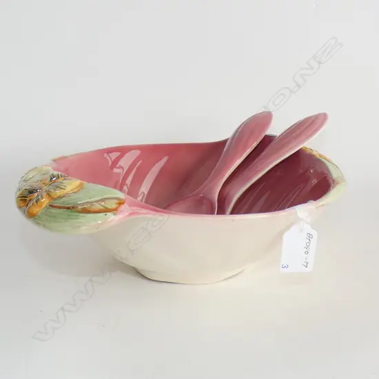 STAFFORDSHIRE SALAD BOWL & SERVERS