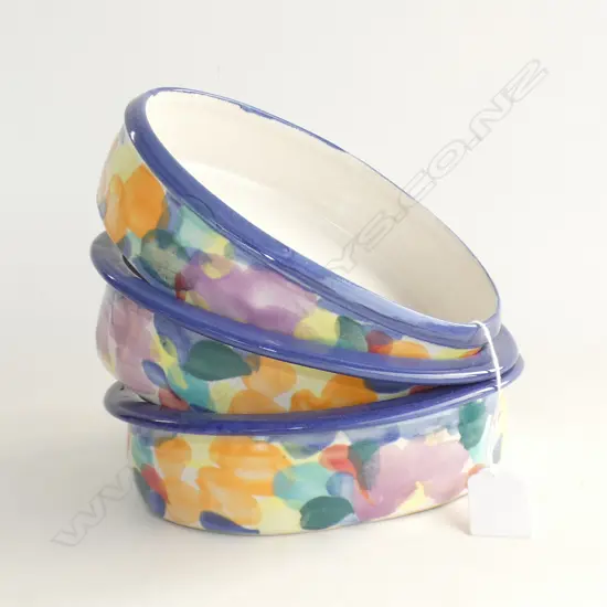 MULTI COLOURED TONY SLY POTTERY; 3 OVAL SERVING DISHES (205 X 170MM)
