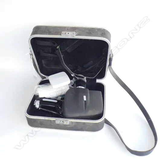 BELL & HOWELL ELECTRIC EYE VIDEO CAMERA & CASE