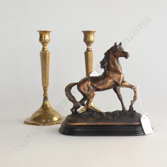 PR ORIENTAL BRASS CANDLEHOLDERS (H 200MM) + BRONZED HORSE FIGURE ON WOODEN BASE (L185MM) 