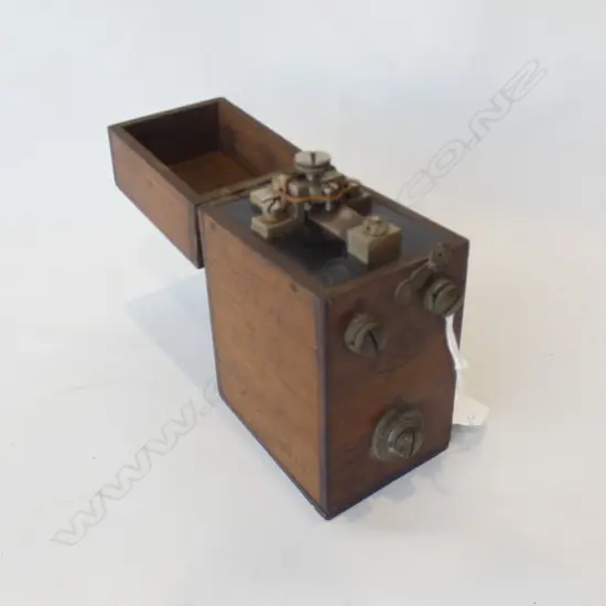 VINTAGE DETONATOR BOX