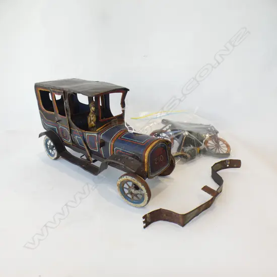 2 VINTAGE TIN TOYS; CAR AF L.290mm + MOTOCYCLE & RIDER