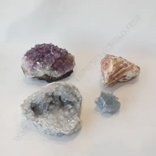 CELCITE & PURPLE AMETHYST CRYSTALS + QUARTZ H.150mm