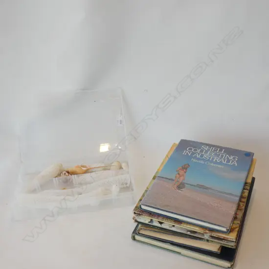 5 BOOKS ABOUT SHELLS + TRAY OF ASST. SHELLS