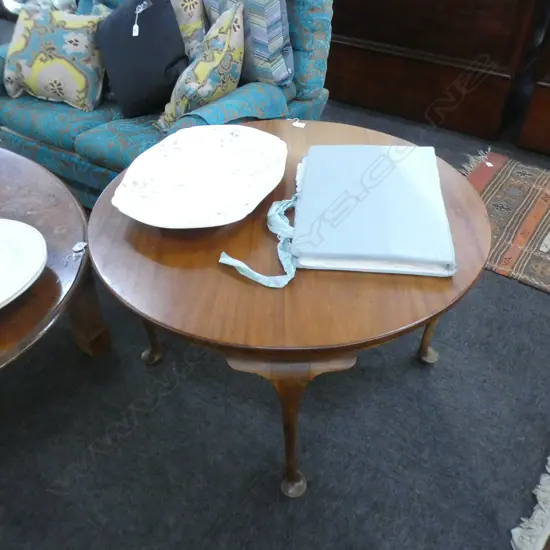 QUEEN ANNE STYLE SIDE TABLE 910mm dia