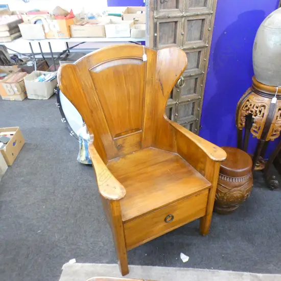 ANTIQUE STYLE  COUNTRY LAMBING CHAIR