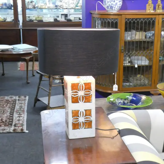 RECTANGULAR CERAMIC RETRO LAMP w. BLACK SHADE H.620mm 440mm dia