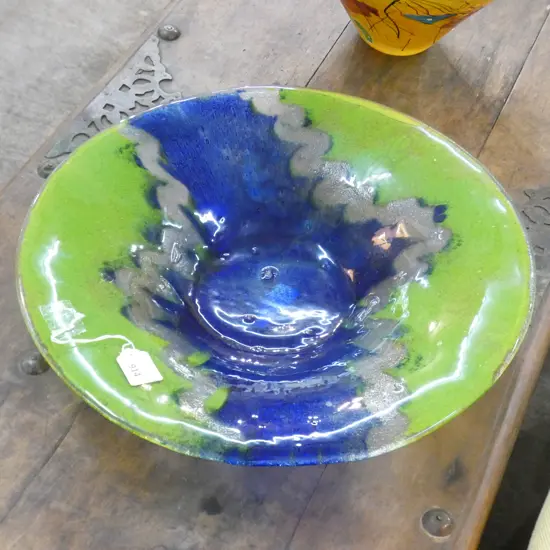 LG GREEN & BLUE ART GLASS DISH  DIA 400MM
