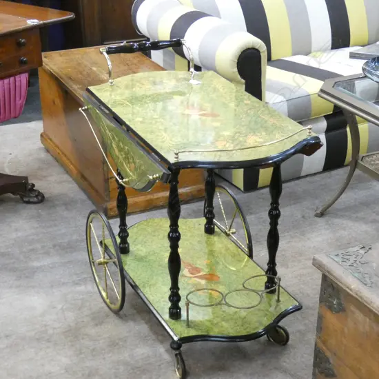 VINTAGE DRINKS TROLLEY 