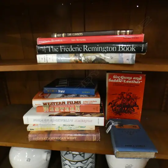 12 VARIOUS BOOKS ON AMERICA /  FREDERICK REMINGTON / COWBOYS, ETC
