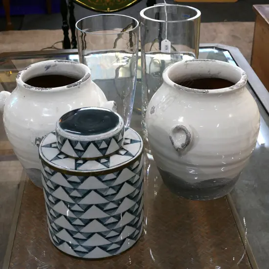 PR WHITE CONFIT POTS H.250mm + LIDDED CONTAINER & 2 GLASS VASES H.300mm