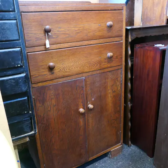 VINTAGE OAK CABINET; 2 DRAWERS ABOVE CABINET