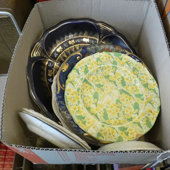 BOX ASST PLATES & BOWL INCL AOF PLATE ETC..