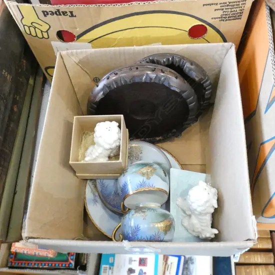 BOX LOT ORIENTAL ITEMS; TEA CUPS, PR FU DOGS, 2 WOODEN STANDS ETC