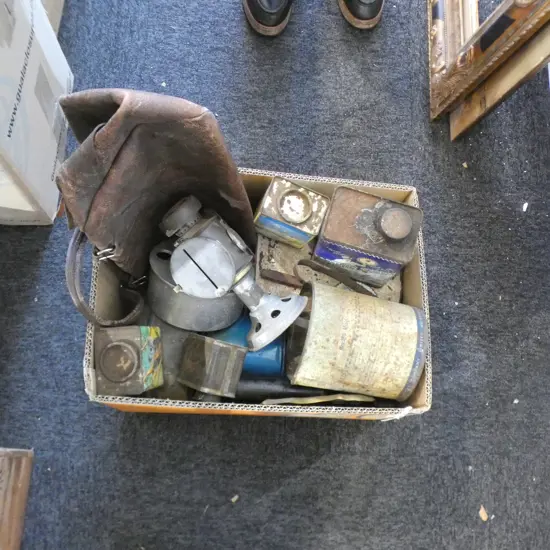 BOX OLD TINS. THERMETTE. LAMP. BAG ETC