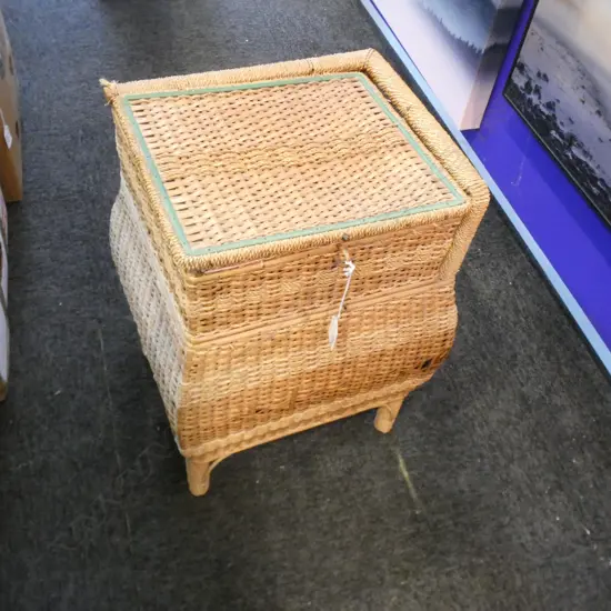 VINTAGE CANE SEWING BOX 