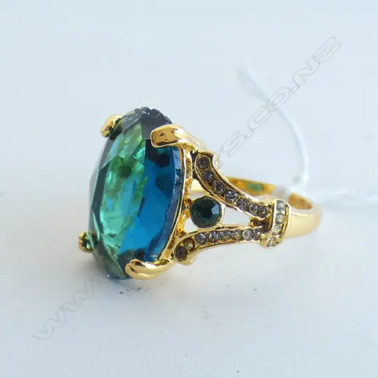 GOLD PLATED  LGE FAUX TOPAZ RING