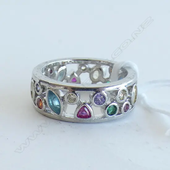 SILVER COLOURED FAUX GEM SET DRESS BAND