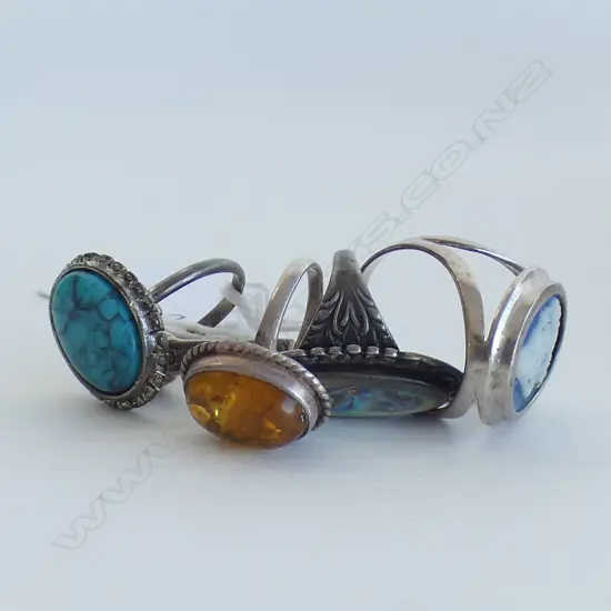 FIVE SILVER RINGS (includes jasperware amber turquoise)