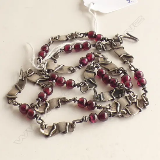 STG & GARNET NECKLACE L.410mm & BRACELET