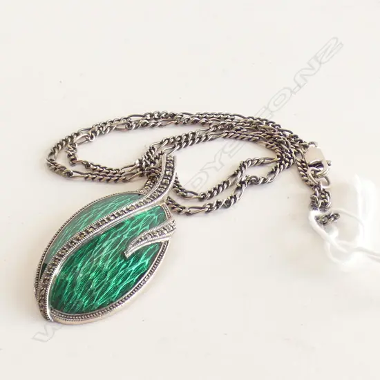 VINTAGE SILVER ENAMEL & MARCASITE PENDANT ON SILVER CHAIN
