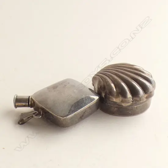 STG PILL BOX & PERFUME BOTTLE PENDANT 32 GRAMS