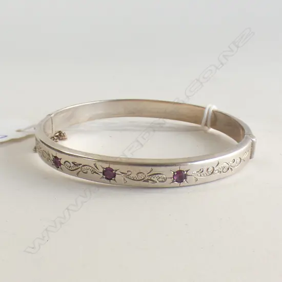 SILVER HINGED BANGLE 3 PINK STONES ENGRAVED H & S