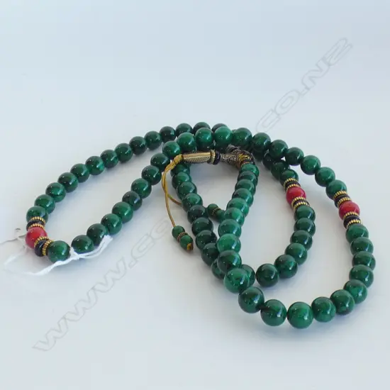 LONG MALACHITE BEAD NECKLACE