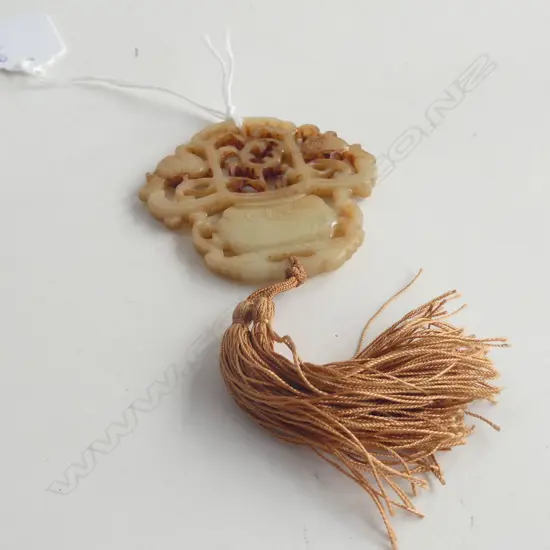 CARVED JADE PENDANT WITH TASSLE
