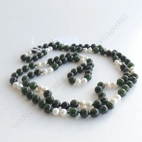 JADE & PEARL SINGLE STRAND LONG NECKLACE