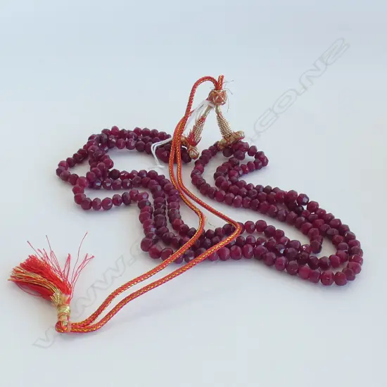 MULTI-STRAND RED FACET CUT GEMSTONE NECKLACE