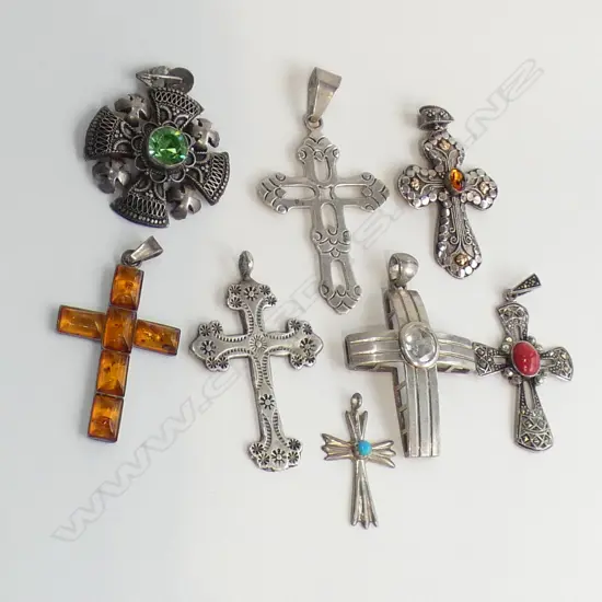 BAG 8 ASST STG SILVER CROSSES - INCL AMBER ETC.. 66GMS