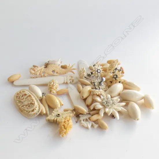 ASST. BONE & IVORY JEWELLERY, BEADS & ODDS