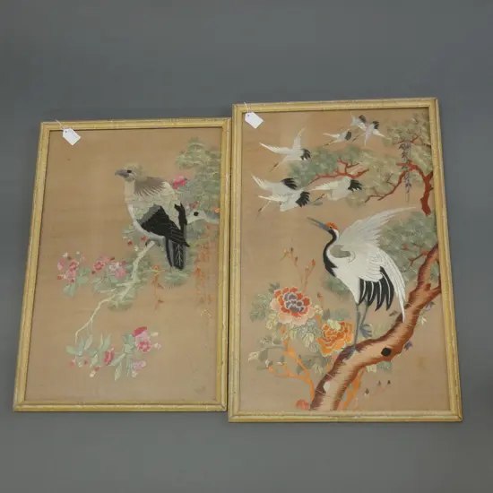 2 VINTAGE JAPANESE FRAMED EMBROIDERIES OF BIRDS 550x350mm