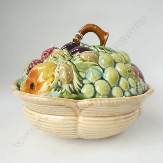 FRENCH SARREGUMINES BASKET WEAVE BOWL WITH MIXED FRUIT LID