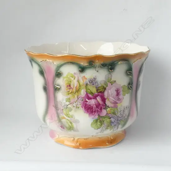 LG ENGLISH VINTAGE JARDINIERE - PINK ROSE BLOOMS DIA 295 H235MM STAINS TO INSIDE