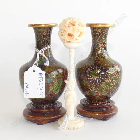 IVORY PUZZLE BALL ON STAND H.130mm + PR SMALL CLOISONNE VASES ON STANDS