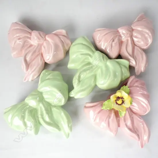 SYLVAC & FALCON WARE BOW SHAPED WALL POCKET VASES - PINK & GREEN - ONE WITH PANSY ATTACHED 